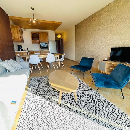 Appartement Renove A 200M De La Plage + Garage 엠브룬 외부 사진